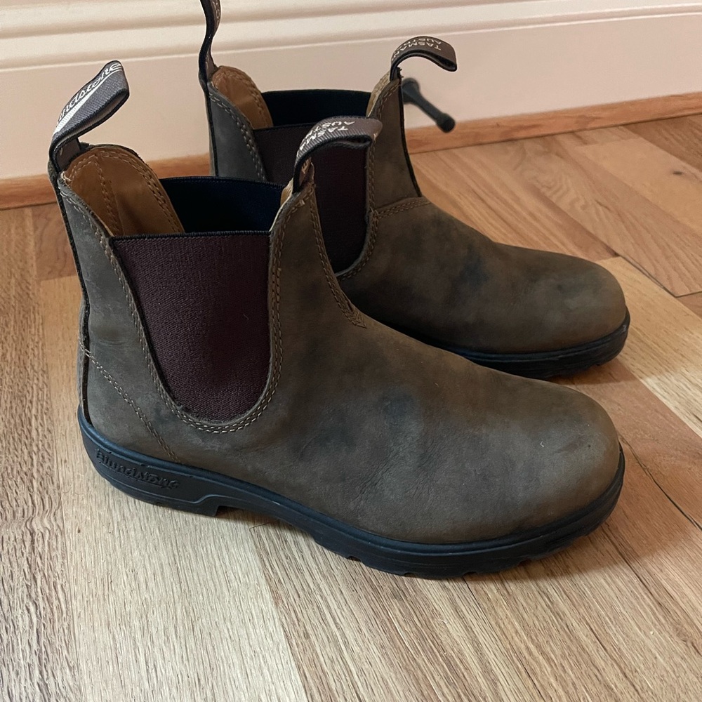 Blundstone Rustic Brown Chelsea Boots